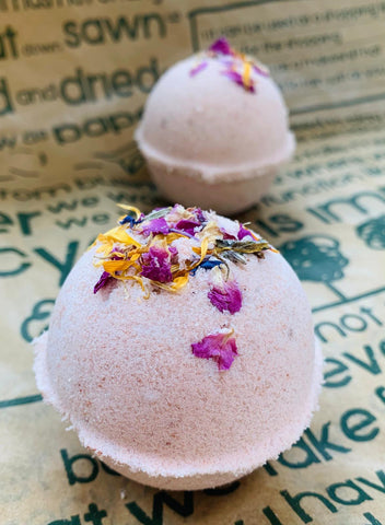 Cleansing Clays Rose Geranium Bath Bomb