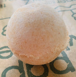 White Tea, Grapefruit and Ginger Bath bomb